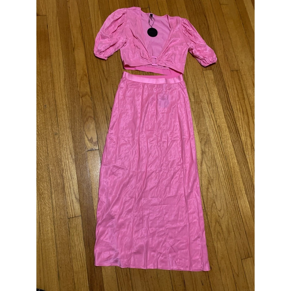 SU78 Pink Crop Top And Midi Flowy  Skirt Elastic Waist Elegant Sz M Feminine